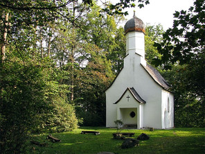 Abbildung: Foto der Ulrichskapelle in Königswiesen